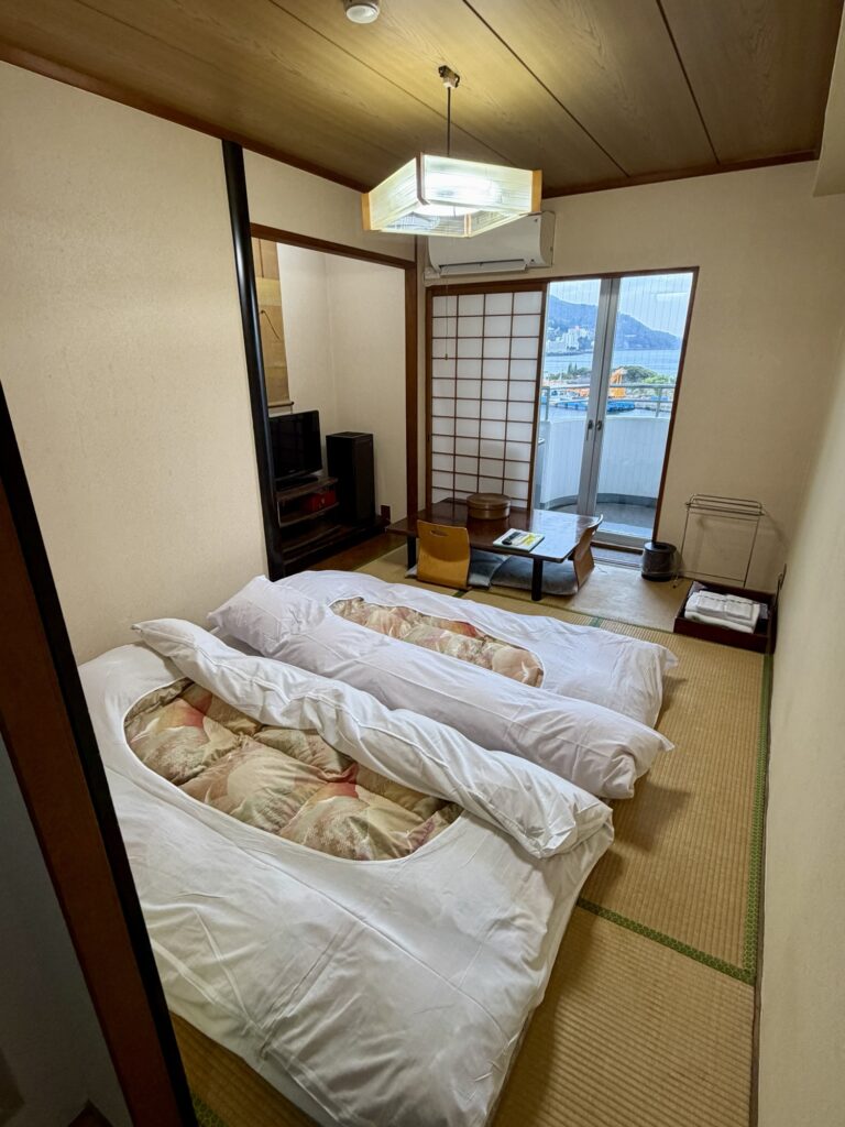 みのやホテル室内